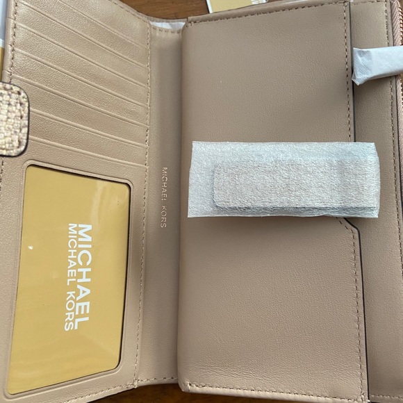 Michael Kors Lizard Embossed Leather Wristlet - Picture 4 of 8